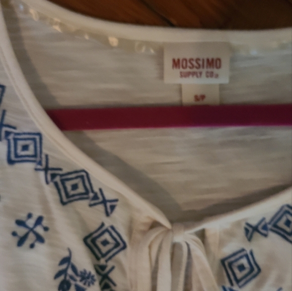 Cropped top short sleeve top sz small - Picture 2 of 3